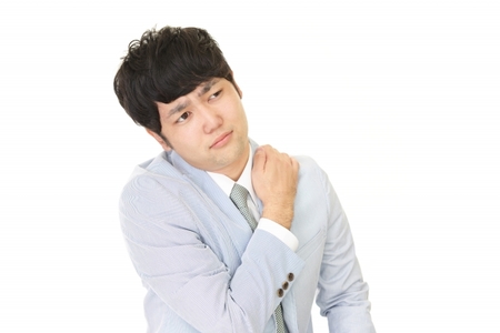 筋トレで肩こり解消！自宅で出来る簡単トレーニング｜ボクシングフィットネスジムNOA イメージ