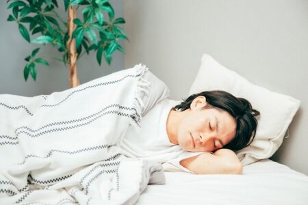運動すると睡眠の質は上がる？体と脳の関係を解説 ｜ BOXING FITNESS GYM NOA  イメージ